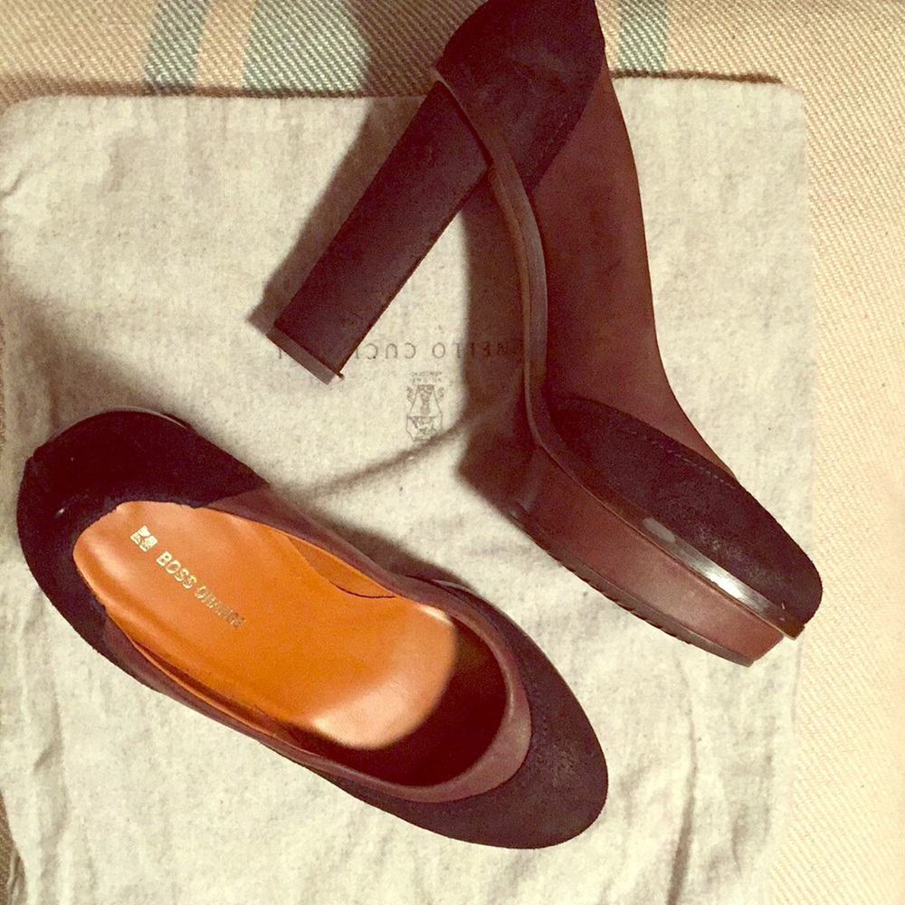 Hugo Boss orange suede and leather heels size 7